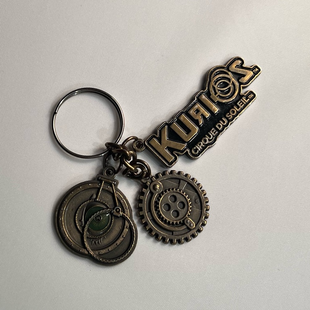 Kurios Cirque Du Soleil 2014 Merch Steampunk Keychain